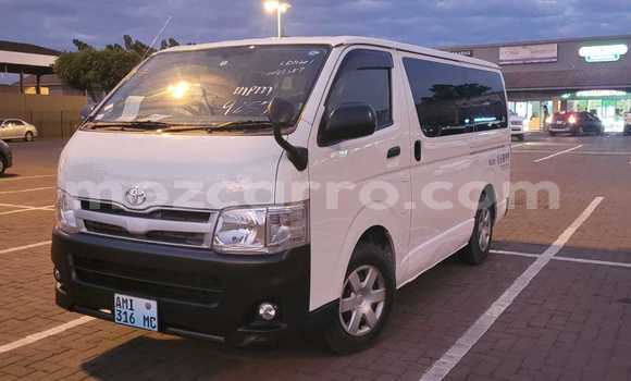 Tenga Tsaru Toyota Hiace Chena Mota in Maputo in Maputo Tenga Tsaru Toyota Hiace Chena Mota in Maputo in Maputo