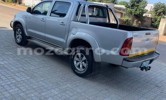 Nunua Ilio tumika Toyota Hilux Nyingine Gari ndani ya Maputo nchini Maputo Nunua Ilio tumika Toyota Hilux Nyingine Gari ndani ya Maputo nchini Maputo