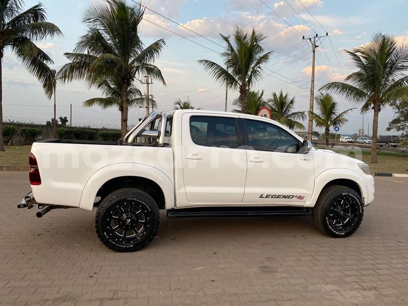 Big with watermark toyota hilux maputo maputo 15258