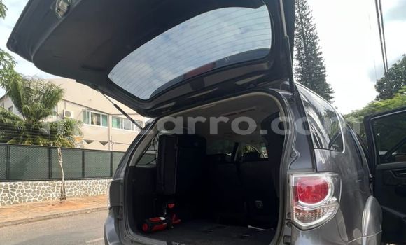 Nunua Ilio tumika Toyota Fortuner Nyingine Gari ndani ya Maputo nchini Maputo Nunua Ilio tumika Toyota Fortuner Nyingine Gari ndani ya Maputo nchini Maputo