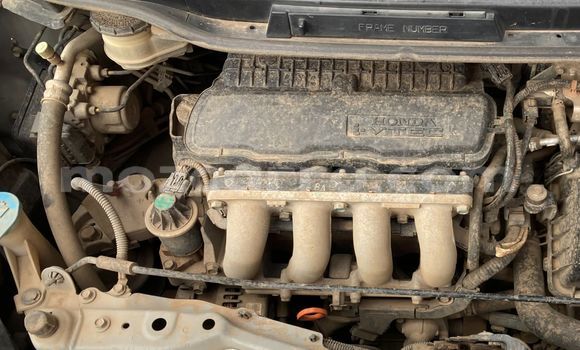 Nunua Ilio tumika Honda Fit Bluu Gari ndani ya Maputo nchini Maputo Nunua Ilio tumika Honda Fit Bluu Gari ndani ya Maputo nchini Maputo