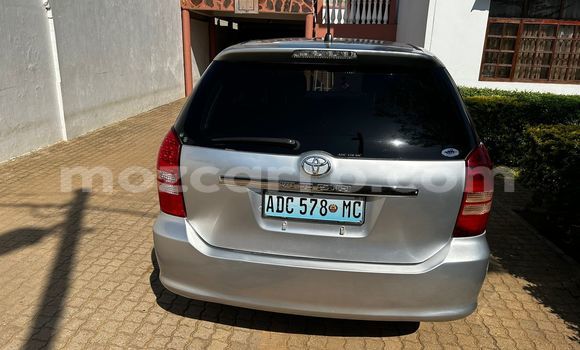 Comprar Usado Toyota Wish Prata Carro em Maputo em Maputo Comprar Usado Toyota Wish Prata Carro em Maputo em Maputo
