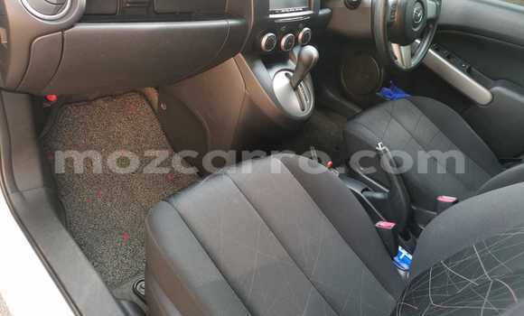 Nunua Ilio tumika Mazda Demio Nyeupe Gari ndani ya Maputo nchini Maputo Nunua Ilio tumika Mazda Demio Nyeupe Gari ndani ya Maputo nchini Maputo