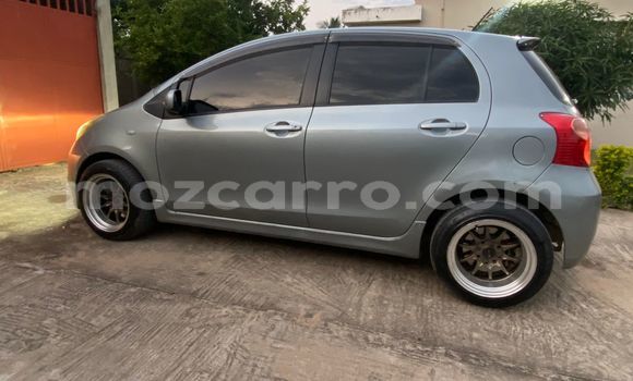 Nunua Ilio tumika Toyota Vitz Kijani Gari ndani ya Maputo nchini Maputo Nunua Ilio tumika Toyota Vitz Kijani Gari ndani ya Maputo nchini Maputo