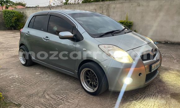Nunua Ilio tumika Toyota Vitz Kijani Gari ndani ya Maputo nchini Maputo Nunua Ilio tumika Toyota Vitz Kijani Gari ndani ya Maputo nchini Maputo