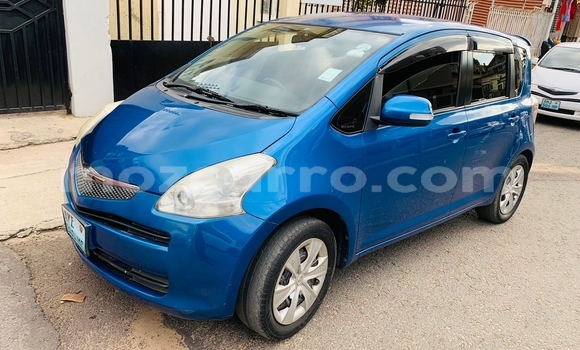 Buy Used Toyota Ractis Blue Car in Maputo in Maputo