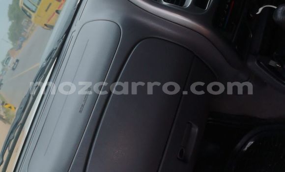 Nunua Ilio tumika Nissan Hardbody Nyeupe Gari ndani ya Maputo nchini Maputo Nunua Ilio tumika Nissan Hardbody Nyeupe Gari ndani ya Maputo nchini Maputo