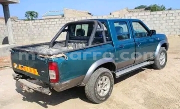 Nunua Ilio tumika Nissan Hardbody Bluu Gari ndani ya Maputo nchini Maputo Nunua Ilio tumika Nissan Hardbody Bluu Gari ndani ya Maputo nchini Maputo