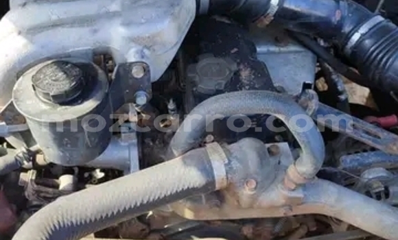 Nunua Ilio tumika Nissan Hardbody Bluu Gari ndani ya Maputo nchini Maputo Nunua Ilio tumika Nissan Hardbody Bluu Gari ndani ya Maputo nchini Maputo