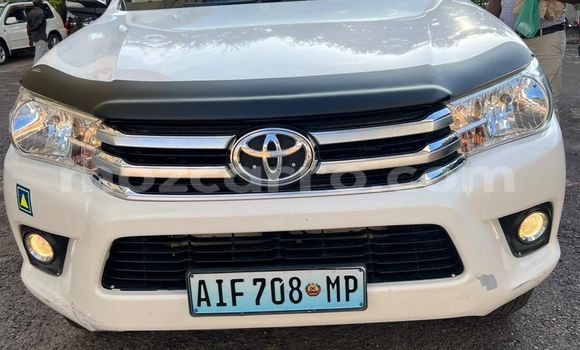 Nunua Ilio tumika Toyota Hiluxe Revo Nyeupe Gari ndani ya Maputo nchini Maputo Nunua Ilio tumika Toyota Hiluxe Revo Nyeupe Gari ndani ya Maputo nchini Maputo
