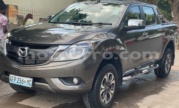 Comprar Usado Mazda BT-50 Castanho Carro em Maputo em Maputo Comprar Usado Mazda BT-50 Castanho Carro em Maputo em Maputo