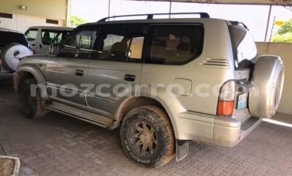 Nunua Ilio tumika Toyota Land Cruiser Prado Nyingine Gari ndani ya Maputo nchini Maputo Nunua Ilio tumika Toyota Land Cruiser Prado Nyingine Gari ndani ya Maputo nchini Maputo