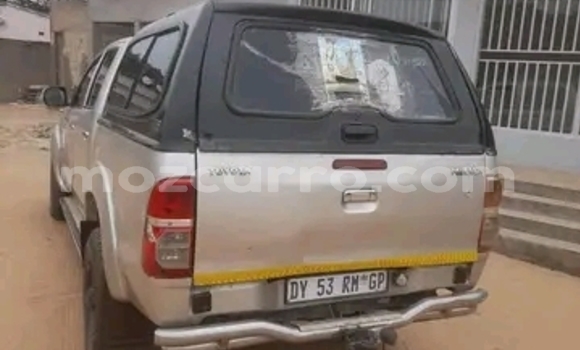 Nunua Ilio tumika Toyota Hilux Nyingine Gari ndani ya Maputo nchini Maputo Nunua Ilio tumika Toyota Hilux Nyingine Gari ndani ya Maputo nchini Maputo