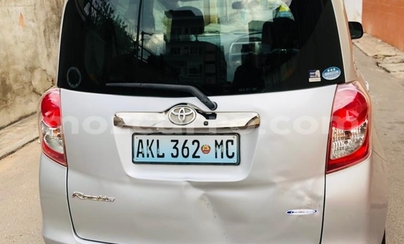 Comprar Usado Toyota Ractis Prata Carro em Maputo em Maputo Comprar Usado Toyota Ractis Prata Carro em Maputo em Maputo