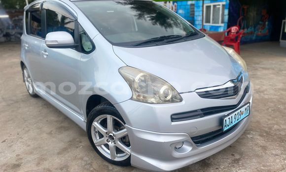 Comprar Usado Toyota Ractis Prata Carro em Maputo em Maputo