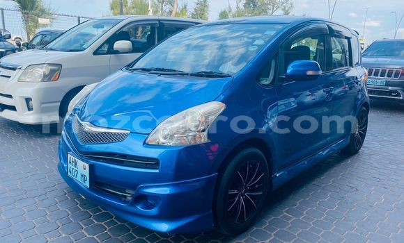Comprar Usado Toyota Ractis Azul Carro em Maputo em Maputo Comprar Usado Toyota Ractis Azul Carro em Maputo em Maputo