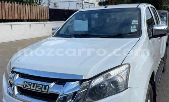 Comprar Usado Isuzu D-MAX Branco Carro em Maputo em Maputo Comprar Usado Isuzu D-MAX Branco Carro em Maputo em Maputo