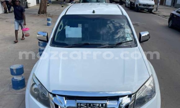 Comprar Usado Isuzu D-MAX Branco Carro em Maputo em Maputo Comprar Usado Isuzu D-MAX Branco Carro em Maputo em Maputo