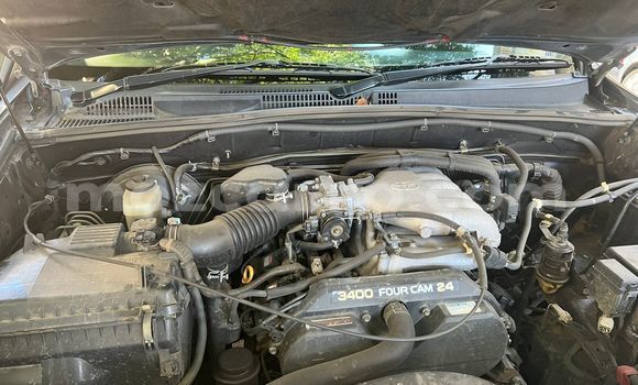 Nunua Ilio tumika Toyota Land Cruiser Prado Fedha Gari ndani ya Maputo nchini Maputo Nunua Ilio tumika Toyota Land Cruiser Prado Fedha Gari ndani ya Maputo nchini Maputo