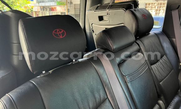 Nunua Ilio tumika Toyota Land Cruiser Prado Fedha Gari ndani ya Maputo nchini Maputo Nunua Ilio tumika Toyota Land Cruiser Prado Fedha Gari ndani ya Maputo nchini Maputo