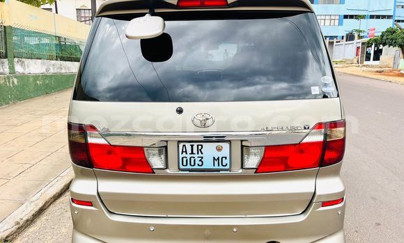 Nunua Ilio tumika Toyota Alphard Brown Gari ndani ya Maputo nchini Maputo Nunua Ilio tumika Toyota Alphard Brown Gari ndani ya Maputo nchini Maputo