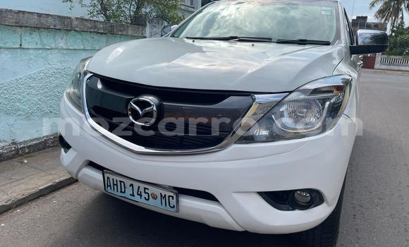 Buy Used Mazda BT-50 White Car in Maputo in Maputo