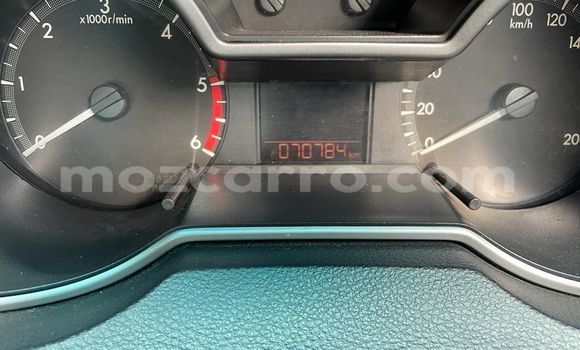 Nunua Ilio tumika Mazda BT-50 Nyeupe Gari ndani ya Maputo nchini Maputo Nunua Ilio tumika Mazda BT-50 Nyeupe Gari ndani ya Maputo nchini Maputo