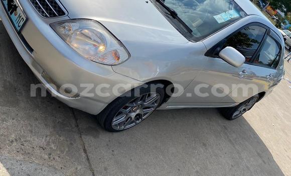 Nunua Ilio tumika Toyota Corolla Fedha Gari ndani ya Maputo nchini Maputo Nunua Ilio tumika Toyota Corolla Fedha Gari ndani ya Maputo nchini Maputo