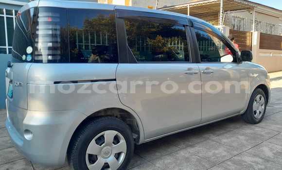 Comprar Usado Toyota Sienta Prata Carro em Maputo em Maputo Comprar Usado Toyota Sienta Prata Carro em Maputo em Maputo