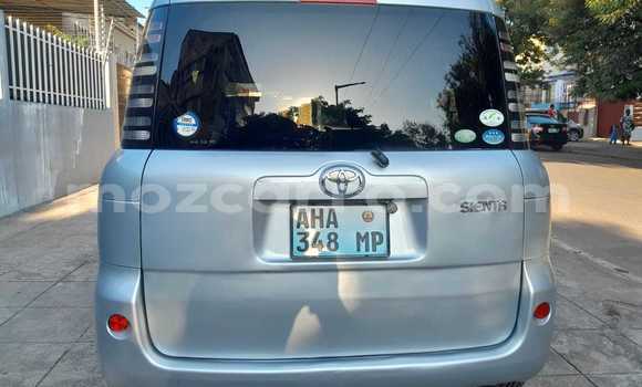 Comprar Usado Toyota Sienta Prata Carro em Maputo em Maputo Comprar Usado Toyota Sienta Prata Carro em Maputo em Maputo