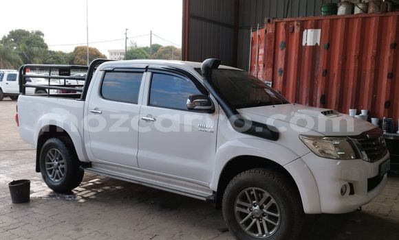 Buy Used Toyota Hilux White Car in Maputo in Maputo Buy Used Toyota Hilux White Car in Maputo in Maputo
