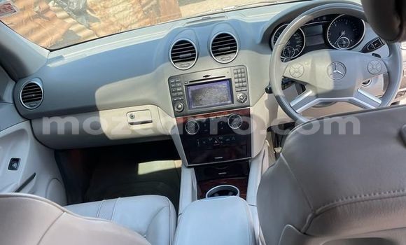 Nunua Ilio tumika Mercedes‒Benz ML-Class Nyingine Gari ndani ya Maputo nchini Maputo Nunua Ilio tumika Mercedes‒Benz ML-Class Nyingine Gari ndani ya Maputo nchini Maputo