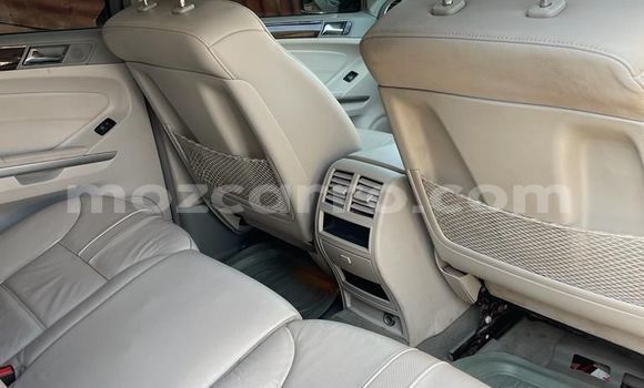 Nunua Ilio tumika Mercedes‒Benz ML-Class Nyingine Gari ndani ya Maputo nchini Maputo Nunua Ilio tumika Mercedes‒Benz ML-Class Nyingine Gari ndani ya Maputo nchini Maputo