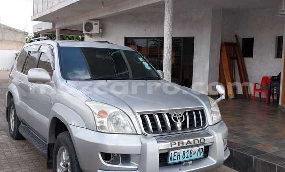 Nunua Ilio tumika Toyota Land Cruiser Prado Fedha Gari ndani ya Maputo nchini Maputo Nunua Ilio tumika Toyota Land Cruiser Prado Fedha Gari ndani ya Maputo nchini Maputo
