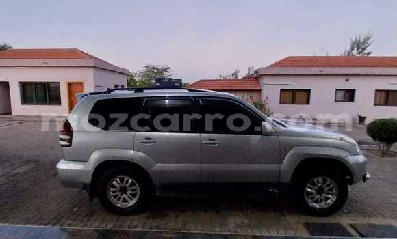 Nunua Ilio tumika Toyota Land Cruiser Prado Fedha Gari ndani ya Maputo nchini Maputo Nunua Ilio tumika Toyota Land Cruiser Prado Fedha Gari ndani ya Maputo nchini Maputo