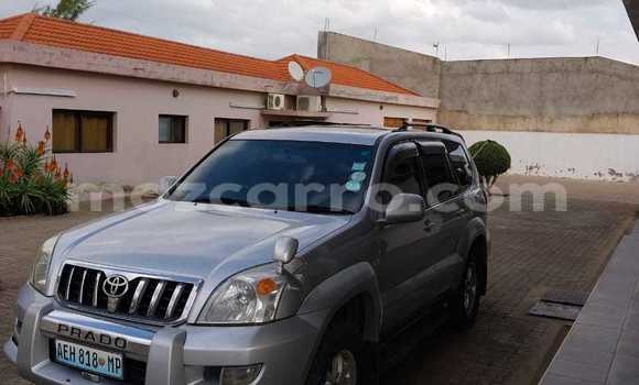 Nunua Ilio tumika Toyota Land Cruiser Prado Fedha Gari ndani ya Maputo nchini Maputo Nunua Ilio tumika Toyota Land Cruiser Prado Fedha Gari ndani ya Maputo nchini Maputo