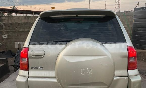 Comprar Usado Toyota RAV4 Castanho Carro em Maputo em Maputo Comprar Usado Toyota RAV4 Castanho Carro em Maputo em Maputo