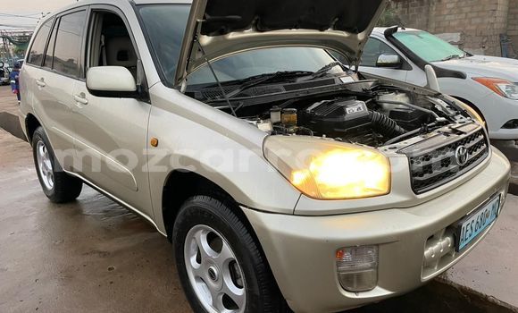 Comprar Usado Toyota RAV4 Castanho Carro em Maputo em Maputo Comprar Usado Toyota RAV4 Castanho Carro em Maputo em Maputo
