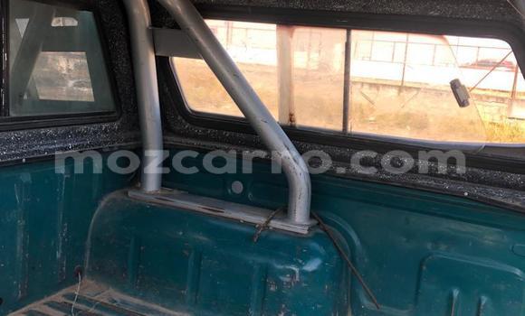 Tenga Tsaru Nissan Hardbody Zvimwe Mota in Maputo in Maputo Tenga Tsaru Nissan Hardbody Zvimwe Mota in Maputo in Maputo