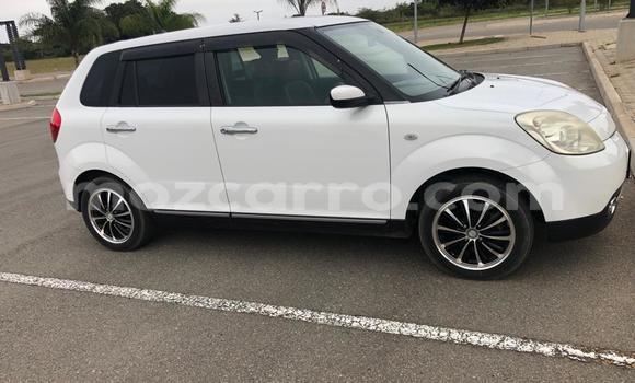 Nunua Ilio tumika Mazda Verisa Nyeupe Gari ndani ya Maputo nchini Maputo Nunua Ilio tumika Mazda Verisa Nyeupe Gari ndani ya Maputo nchini Maputo