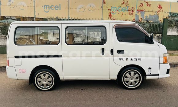 Nunua Ilio tumika Nissan Crew Nyeupe Gari ndani ya Maputo nchini Maputo Nunua Ilio tumika Nissan Crew Nyeupe Gari ndani ya Maputo nchini Maputo