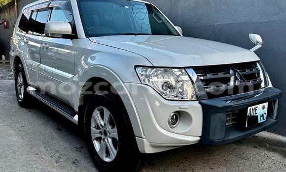 Tenga Tsaru Mitsubishi Pajero Sport Zvimwe Mota in Maputo in Maputo