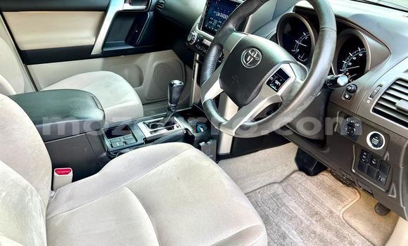 Comprar Usado Toyota Land Cruiser Prado Branco Carro em Maputo em Maputo Comprar Usado Toyota Land Cruiser Prado Branco Carro em Maputo em Maputo
