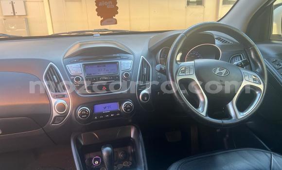 Nunua Ilio tumika Hyundai ix35 Nyeupe Gari ndani ya Maputo nchini Maputo Nunua Ilio tumika Hyundai ix35 Nyeupe Gari ndani ya Maputo nchini Maputo