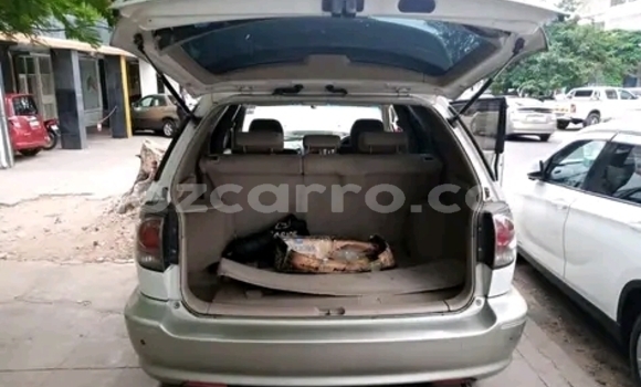 Nunua Ilio tumika Toyota Harrier Nyeupe Gari ndani ya Maputo nchini Maputo Nunua Ilio tumika Toyota Harrier Nyeupe Gari ndani ya Maputo nchini Maputo