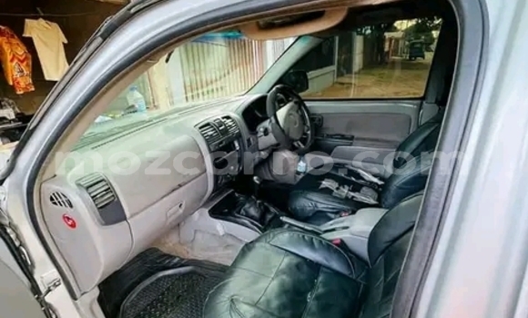 Nunua Ilio tumika Isuzu KB Nyingine Gari ndani ya Maputo nchini Maputo Nunua Ilio tumika Isuzu KB Nyingine Gari ndani ya Maputo nchini Maputo