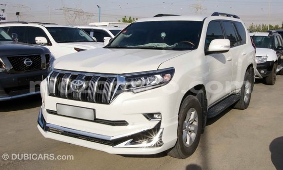 Comprar Importar Toyota Prado Branco Carro em Import - Dubai em Cabo Delgado Comprar Importar Toyota Prado Branco Carro em Import - Dubai em Cabo Delgado