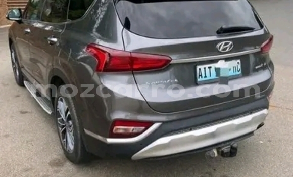 Nunua Ilio tumika Hyundai Santa Fe Nyingine Gari ndani ya Maputo nchini Maputo Nunua Ilio tumika Hyundai Santa Fe Nyingine Gari ndani ya Maputo nchini Maputo