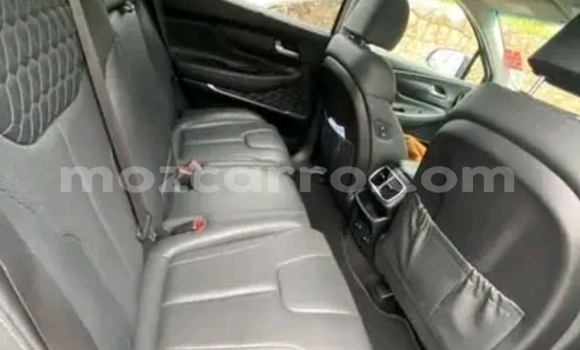 Nunua Ilio tumika Hyundai Santa Fe Nyingine Gari ndani ya Maputo nchini Maputo Nunua Ilio tumika Hyundai Santa Fe Nyingine Gari ndani ya Maputo nchini Maputo