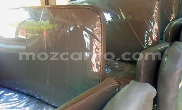 Nunua Ilio tumika Toyota Hiace Nyeupe Gari ndani ya Maputo nchini Maputo Nunua Ilio tumika Toyota Hiace Nyeupe Gari ndani ya Maputo nchini Maputo